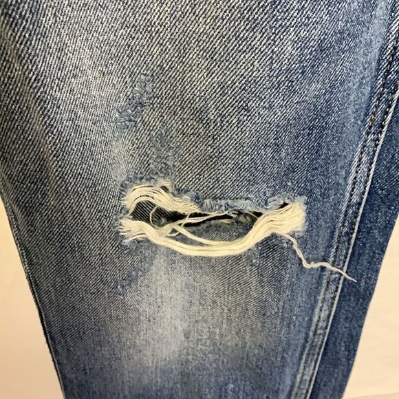 Zara NWT High Rise Floral Embroidered Sequined Distressed Boyfriend Jeans Size 2 - Picture 9 of 16